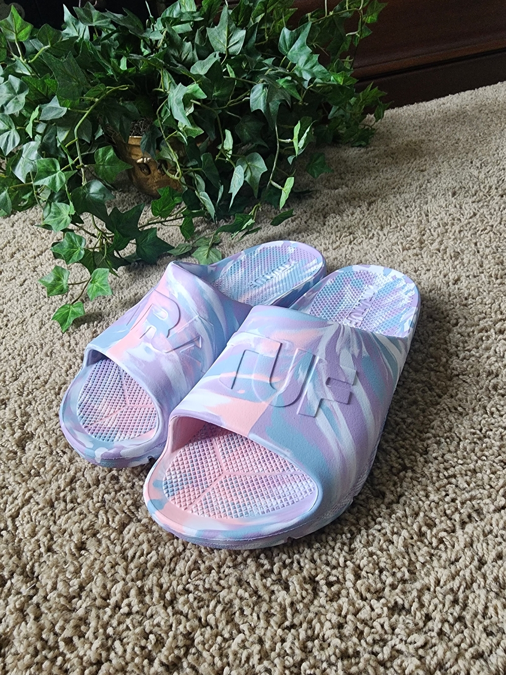 Xtratuf Women's Pastel Tie-Dye Slide Sandals - Pink & Blue